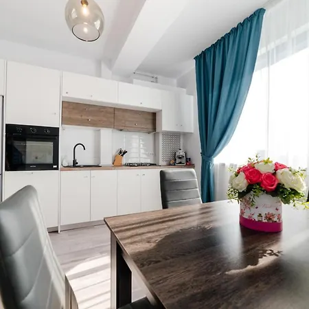 Forever Sunrise Mamaia Nord