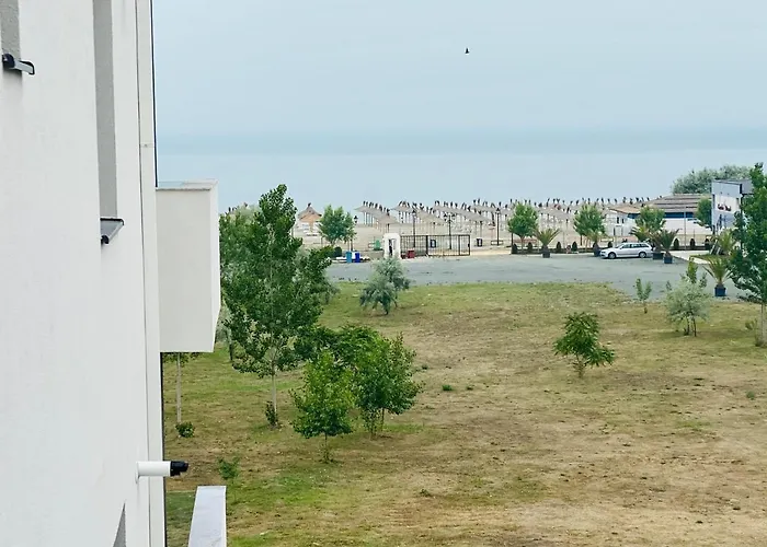 Апартаменты Forever Sunrise Mamaia Nord *