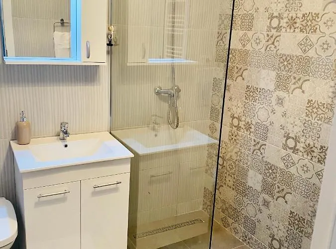 Forever Sunrise Mamaia Nord Апартаменты Нэводари