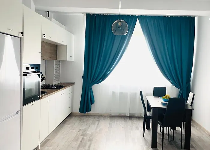 Forever Sunrise Mamaia Nord Апартаменты Нэводари