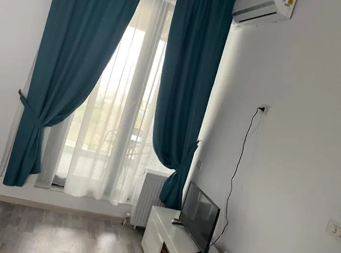 Апартаменты Forever Sunrise Mamaia Nord *