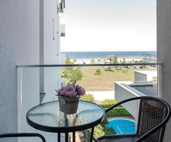 Forever Sunrise Mamaia Nord * Нэводари