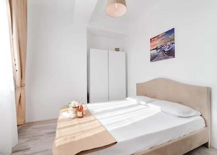 Forever Sunrise Mamaia Nord