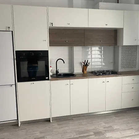 Apartment Forever Sunrise Mamaia Nord Near Azimuth
