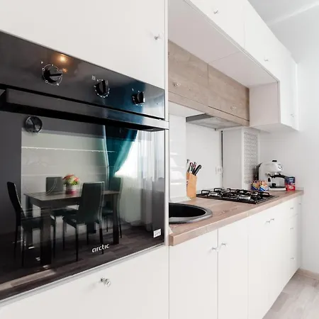 Apartment Forever Sunrise Mamaia Nord Near Azimuth