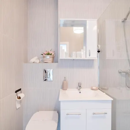 Apartment Forever Sunrise Mamaia Nord Near Azimuth *